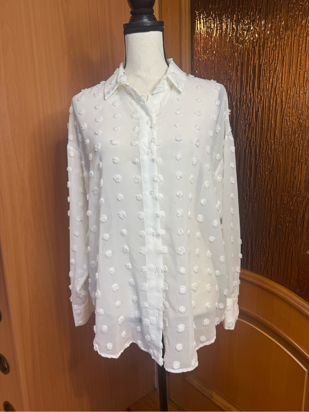 Zara White Textured Dot Button-Up Blouse - Picture 3 of 16